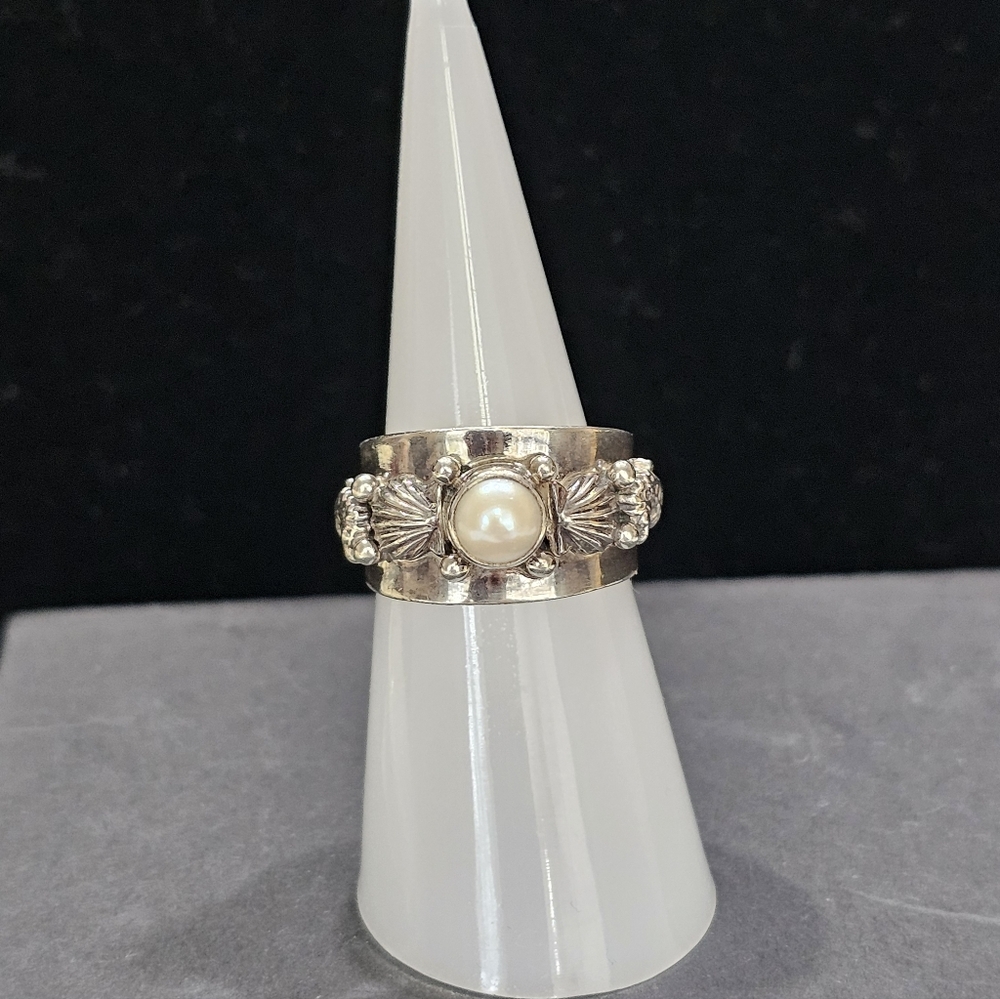 Carol Felley Sterling Silver and Pearl Seashell Ocean Ring Size 7 RARE Vintage - Picture 7 of 14